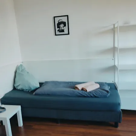 Monteurwohnung Messewohnung Sued Grenze Duesseldorf 6 Personen Lejlighed Duisburg