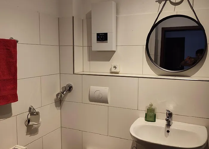 Monteurwohnung Messewohnung Sued Grenze Duesseldorf 6 Personen * Duisburg